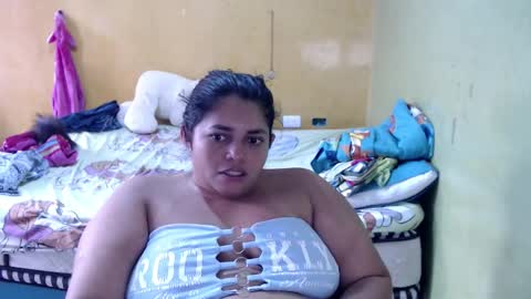 Andrea online show from February 13, 11:45 am