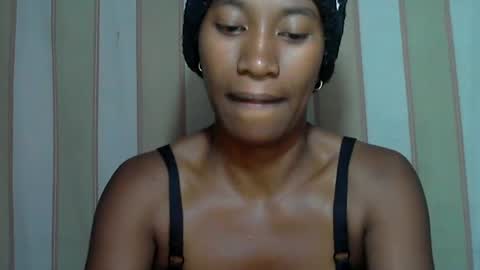 minouch211907 online show from February 21, 2:50 am