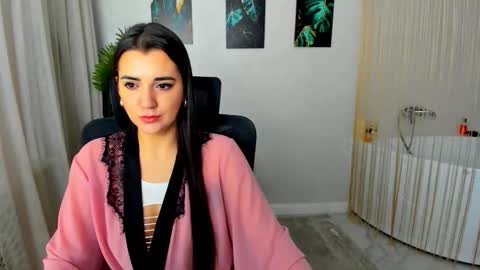 Jessi online show from November 23, 8:32 pm