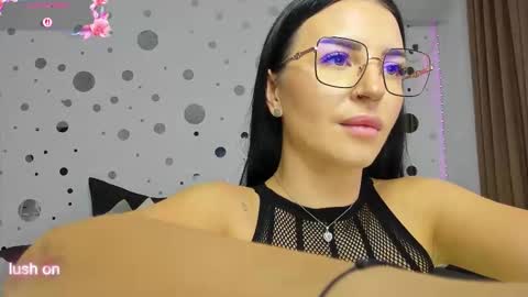 Snapshot of mira_fantasy chatting on September 13, 5:26 am mira_fantasy online show from September 13, 5:26 am