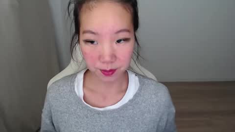 mira_g online show from November 1, 2:54 pm