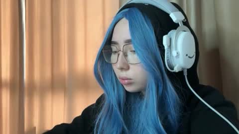 Snapshot of mira_light_ chatting on September 27, 1:24 am mira_light_ online show from September 27, 1:24 am