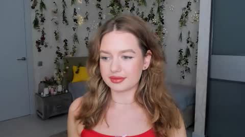 Emma online show from November 27, 6:22 pm