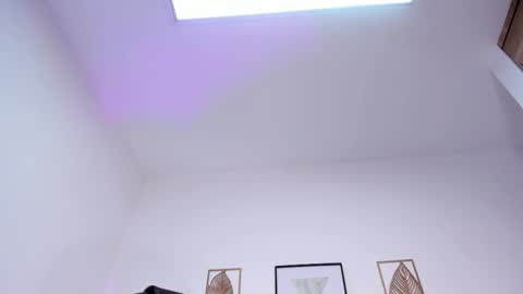 miranda_crawfor online show from March 2, 7:15 am