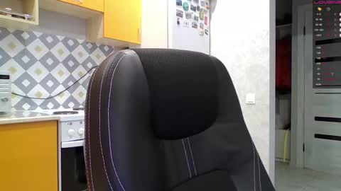 MIRANDA online show from November 23, 5:21 am