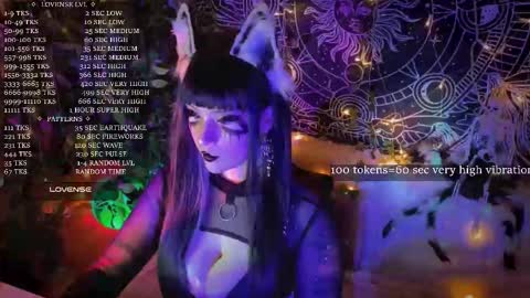 mirareed online show from November 27, 5:05 pm