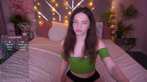 Mira online show from March 3, 2:23 pm