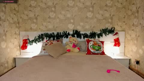 mishapallmer online show from December 19, 1:14 pm