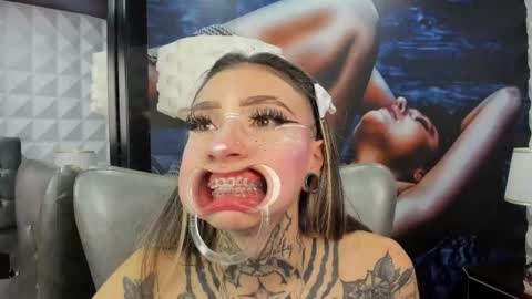 miss___angel online show from September 20, 6:39 pm