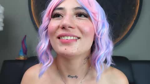 Charlotte online show from October 17, 7:28 pm