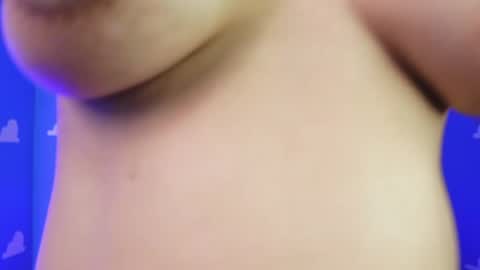 Sara online show from April 15, 7:03 pm