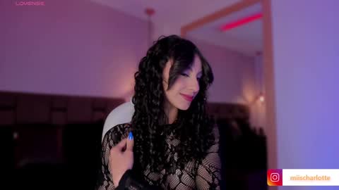 Snapshot of miss__charlotte_ chatting on December 29, 11:29 pm Charlotte online show from December 29, 11:29 pm