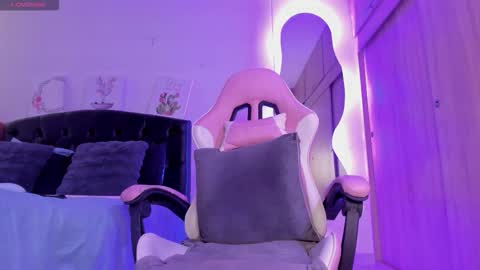 A M A R A N T H A online show from March 11, 1:03 pm