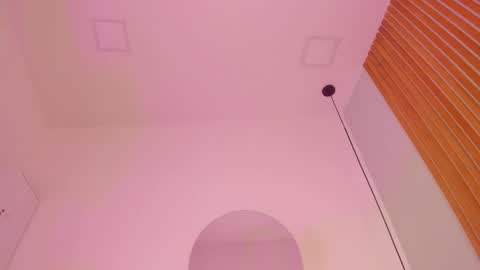 Amber  online show from April 9, 6:19 am