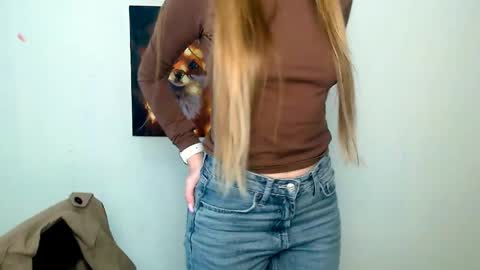 Angelina online show from April 18, 7:11 am