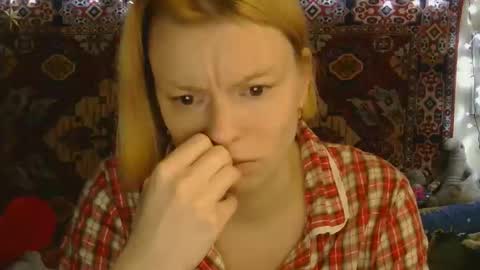 Elis online show from October 10, 11:59 am