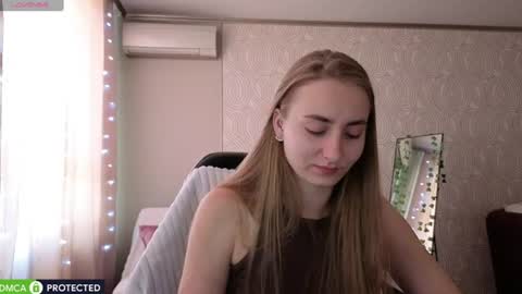 Emily online show from July 10, 1:17 am
