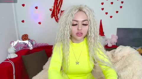 miss_kiten online show from February 10, 5:47 am