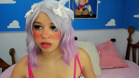 miss_lucyla online show from October 24, 11:06 am