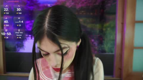 miss_lucyla online show from February 5, 11:02 am