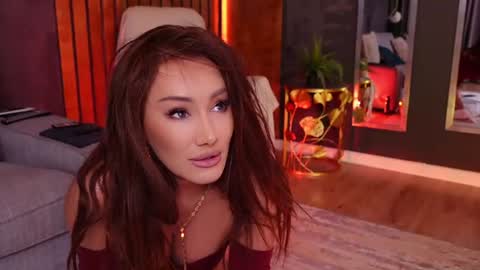 miss_m online show from June 9, 6:18 pm