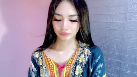 Snapshot of miss_sweety_17 chatting on January 11, 2:52 am Jean Marie online show from January 11, 2:52 am