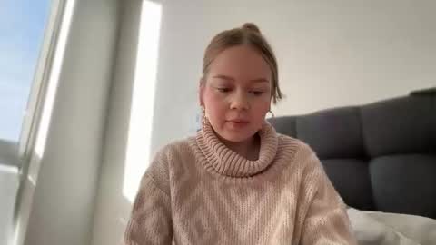 Ameliahs online show from December 2, 12:18 pm