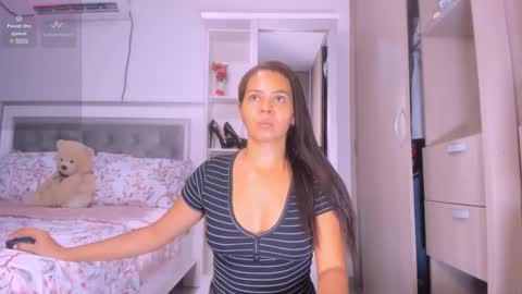 Ameliahs online show from February 9, 11:46 pm