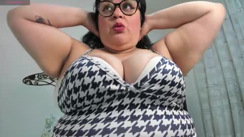 BARBARA follow me instagran missbarbieho  online show from February 11, 3:02 pm