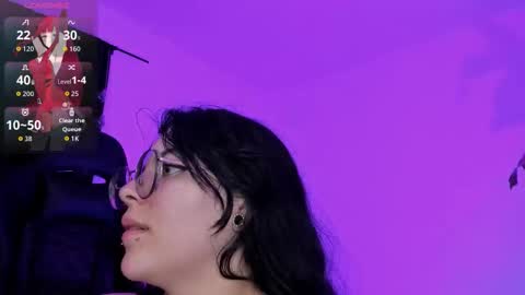 Snapshot of misscharlottte_18 chatting on October 22, 4:50 am Missy Charlottte.  Hey remember to give me a thumbs up ty online show from October 22, 4:50 am