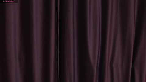 Claire online show from May 10, 8:33 pm