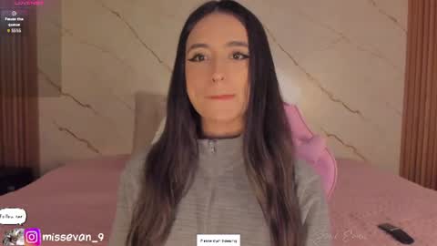 Sami Evan online show from July 30, 2:40 pm