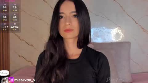 Sami Evan online show from August 5, 1:50 pm