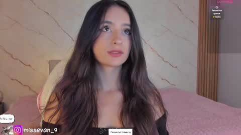 Sami Evan online show from July 8, 12:40 pm