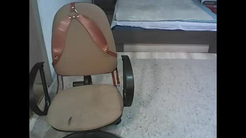 Missie Lorrie online show from December 29, 2:00 pm