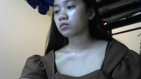 Jona online show from February 13, 5:54 pm