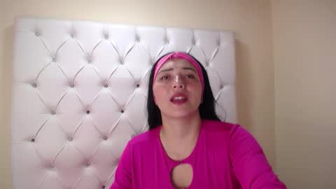 Danna online show from September 19, 7:02 pm