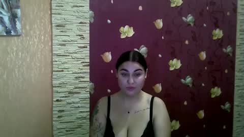 Lisa online show from January 8, 9:01 pm