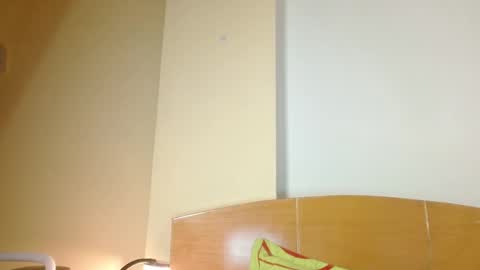 eva   online show from October 17, 1:47 pm