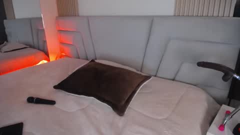 Miss Loise online show from March 12, 3:42 am