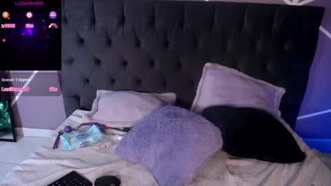 Miss Loise online show from March 12, 11:01 pm