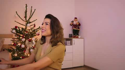 Snapshot of misslullu chatting on December 22, 4:50 am Lullu online show from December 22, 4:50 am