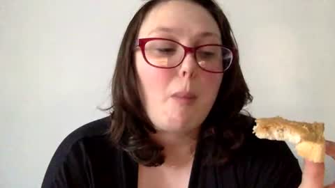 missmistressmal online show from August 4, 2:45 pm