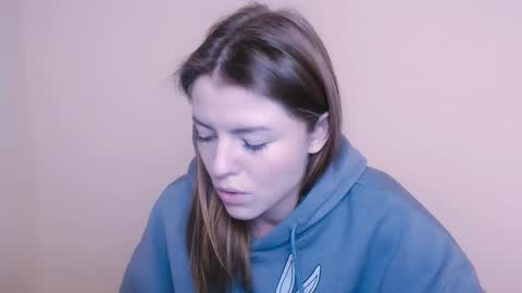 Olivia online show from January 14, 3:04 pm