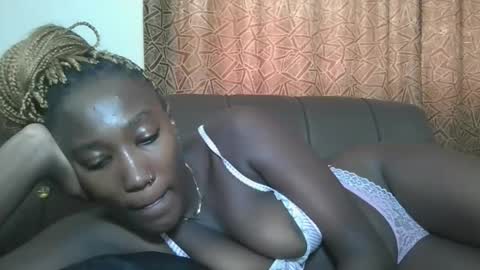 pretty gal online show from March 14, 8:59 am