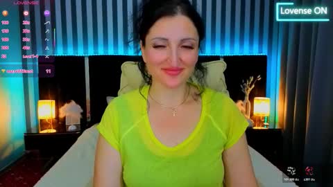 missrossi online show from November 22, 8:22 pm