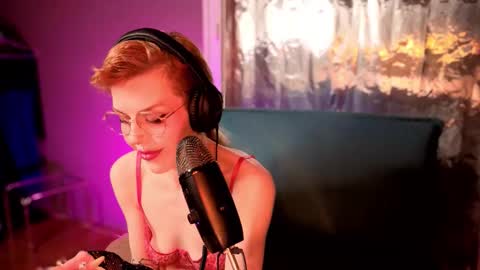 Tacodeluxe online show from March 21, 3:11 am