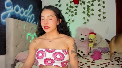 Snapshot of misstexass_ chatting on September 25, 12:54 am Natalie Texass indepedent model online show from September 25, 12:54 am