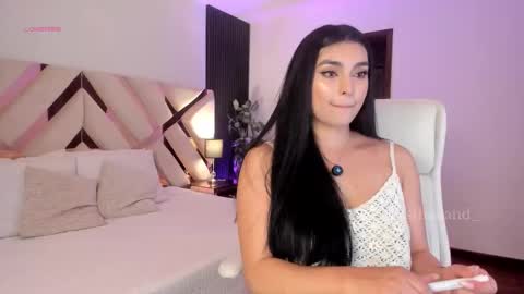 Fernanda Davila online show from October 30, 10:00 pm