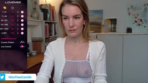 Snapshot of misstheacamille chatting on January 31, 8:43 pm MissThea online show from January 31, 8:43 pm
